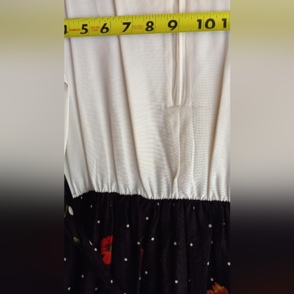 Vintage Rose and Sunflower midi dress - Picture 12 of 14